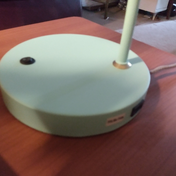 Desk lamp Sea Green and Gold with USB charger port - Picture 4 of 6